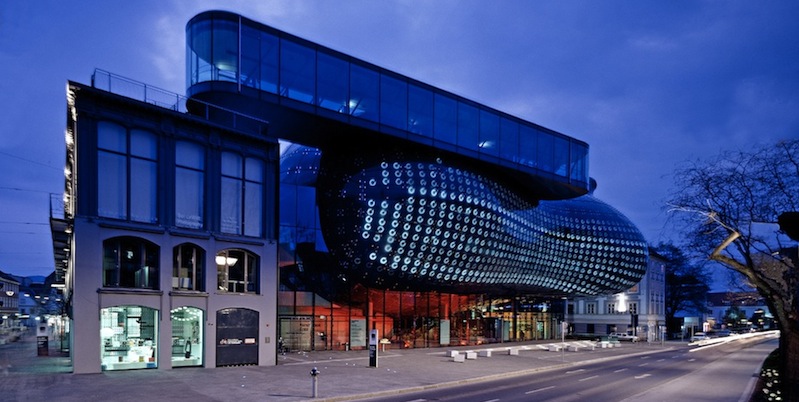 Kunsthaus Graz BIX-Fassade