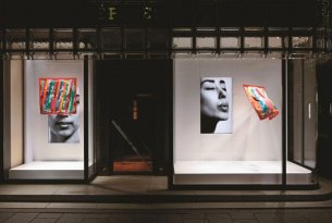 Maison Hermes, x Tokujin Yoshioka - Window Installation